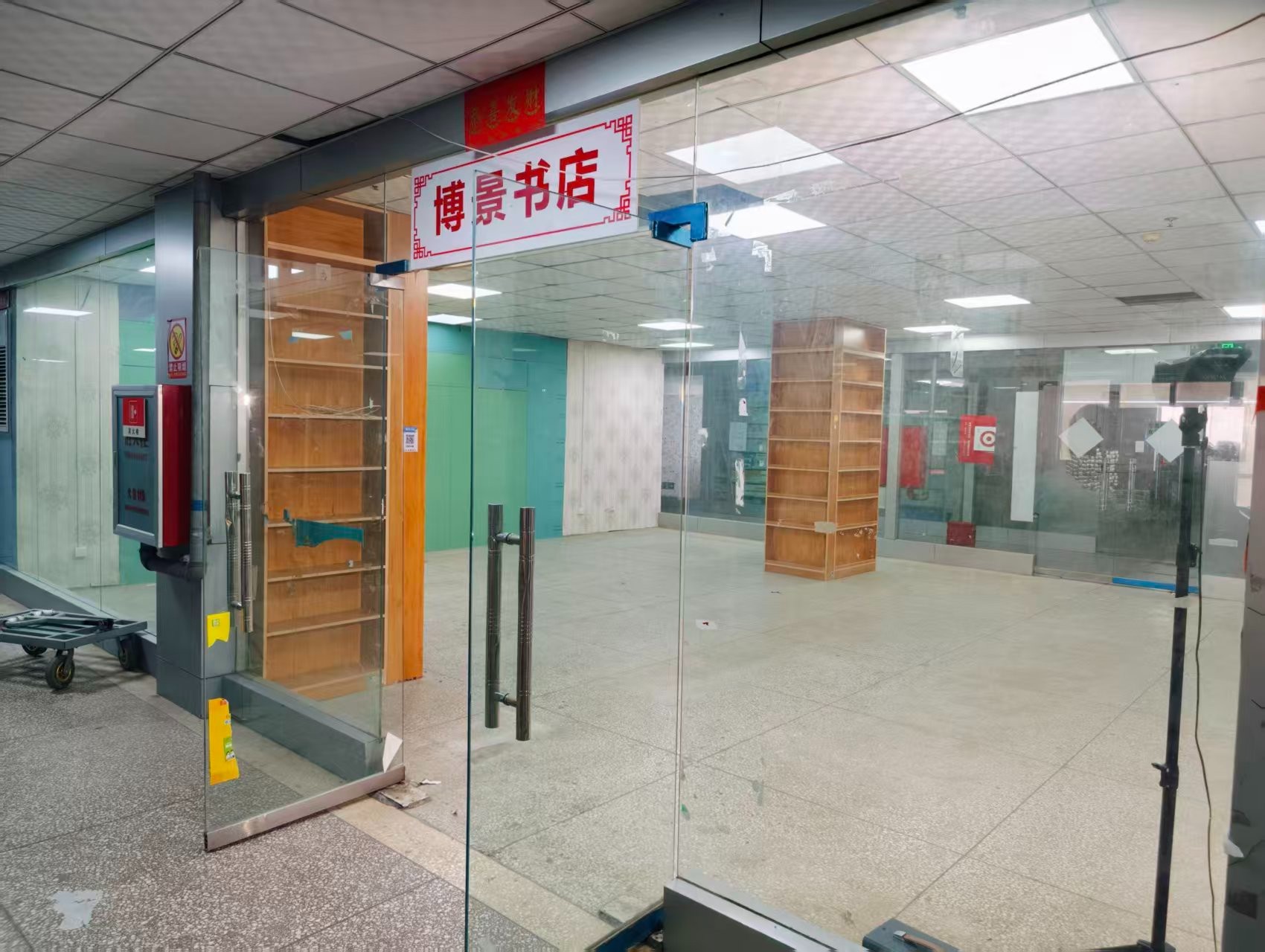 龙裕路AI浪潮已至，优质企业抢先布局